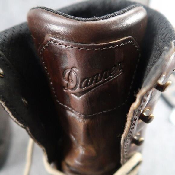 Danner Boots Mens 10 Logger 8\